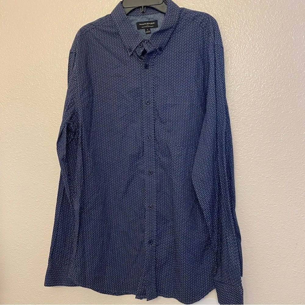 Banana republic 100% cotton soft wash standard fit button up shirt micro print L
